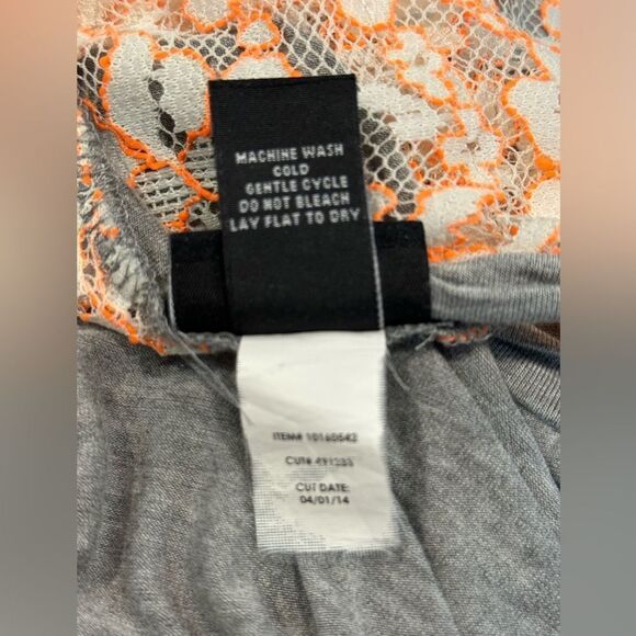 EUC Torrid sleeveless Tunic top lace back 1X - Picture 3 of 5